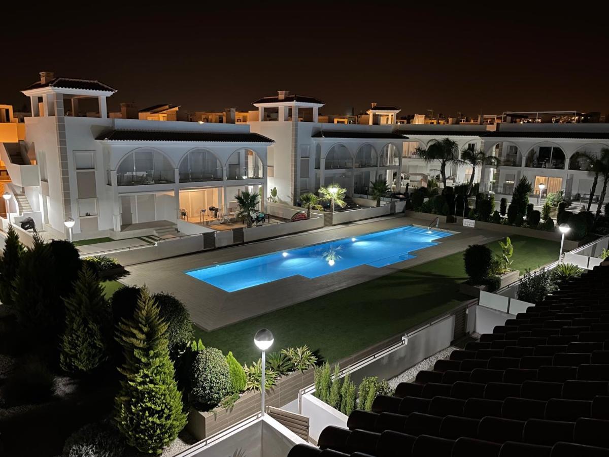 Fortuna Penthouse With Roof Terrace, Ac And Pool Rojales Exterior foto
